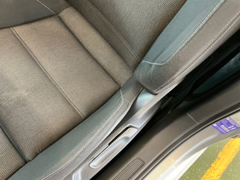 Volkswagen Passat 2.0 TDI Comfortline BlueMotion Tech 2016 – снимка 30