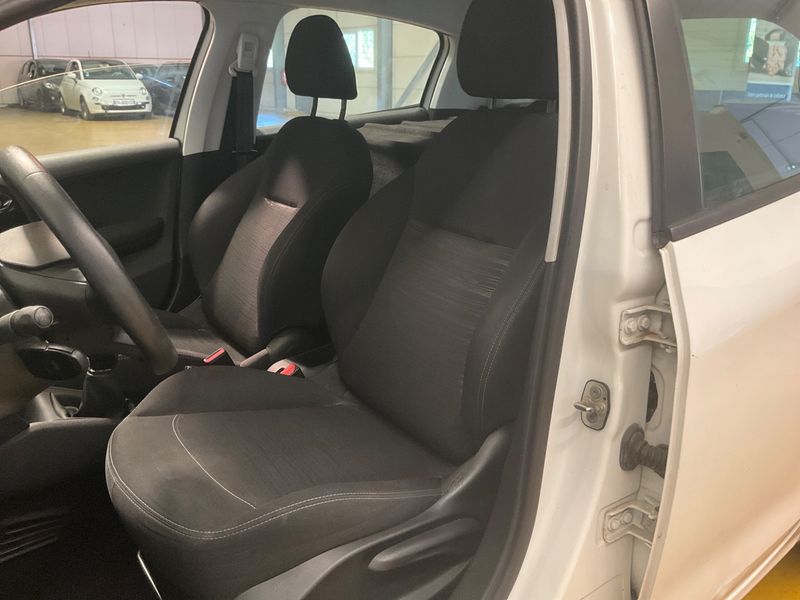 Peugeot 208 1.6 Blue-HDi Affaire Premium 2016 – снимка 22