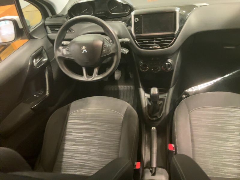 Peugeot 208 1.6 Blue-HDi Affaire Premium 2016 – снимка 17