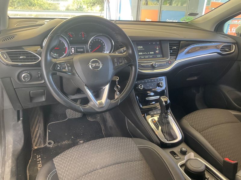 Opel Astra 1.6 CDTI DPF Excellence 2016 – снимка 17