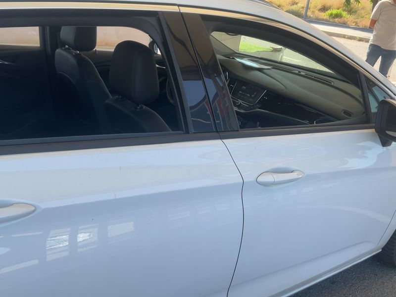 Opel Astra 1.6 CDTI DPF Excellence 2016 – снимка 10