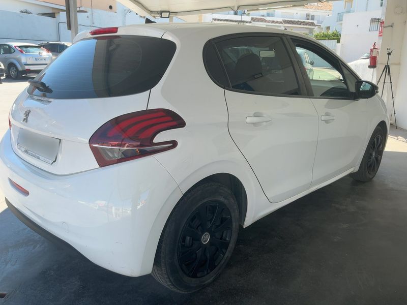 Peugeot 208 1.2 e-VTi Active 2019 – снимка 8