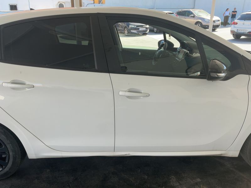 Peugeot 208 1.2 e-VTi Active 2019 – снимка 10