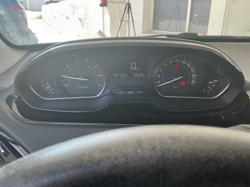 Peugeot 208 1.2 e-VTi Active 2019 – снимка 18