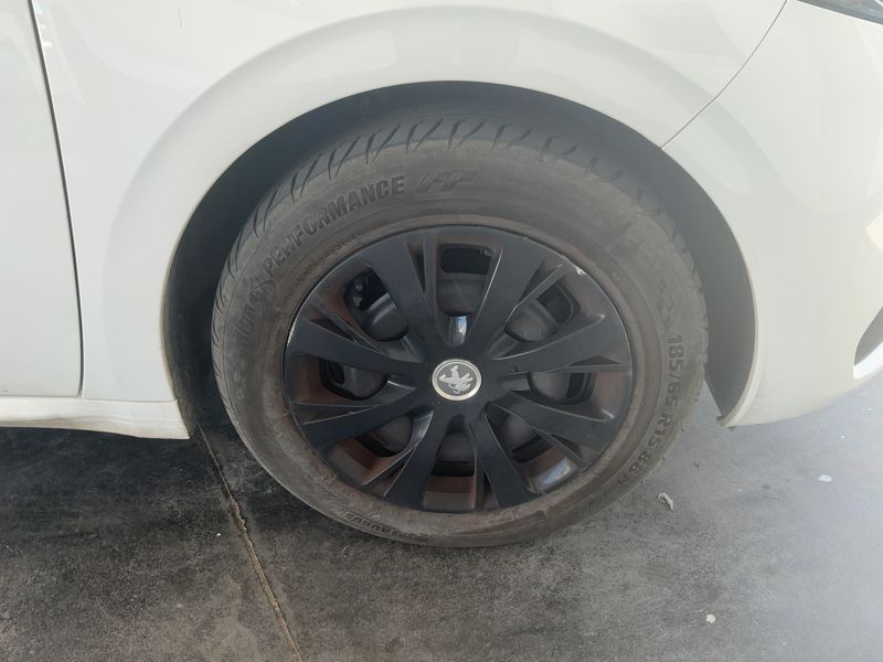 Peugeot 208 1.2 e-VTi Active 2019 – снимка 11