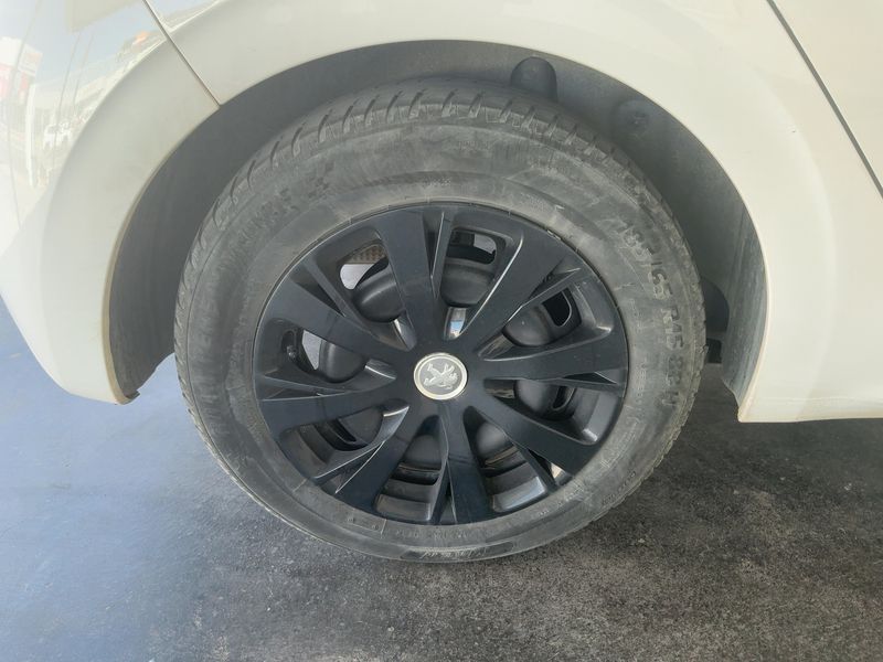 Peugeot 208 1.2 e-VTi Active 2019 – снимка 9