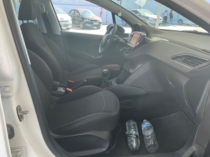 Peugeot 208 1.2 e-VTi Active 2019 – снимка 16
