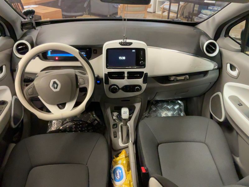 Renault Zoe electric drive 43 kW Life 2014 – снимка 17