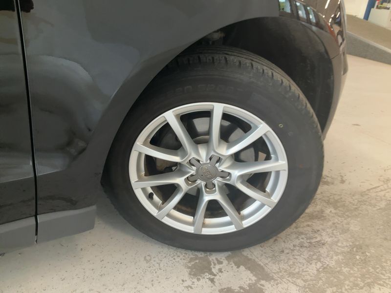 Audi Q5 2.0 TDI quattro 2011 – снимка 11
