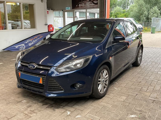 Ford Focus 1.0 EcoBoost Champions Edition 2013 – снимка 1