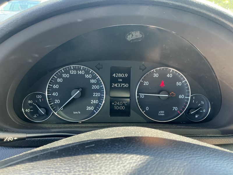 Mercedes-Benz C-Klasse C 180 Kompressor T Classic 2006 – снимка 4
