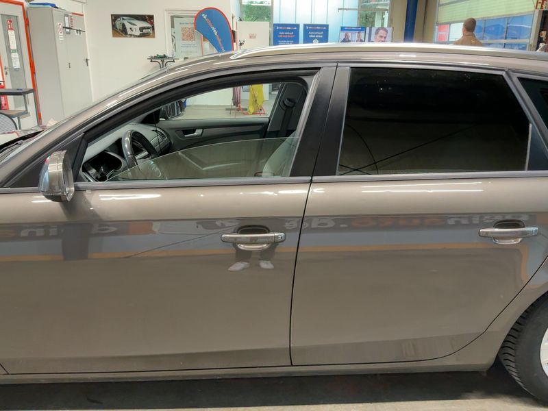 Audi A4 2.0 TDI quattro Attraction 2013 – снимка 4