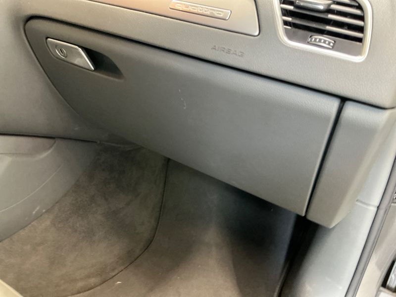 Audi A4 2.0 TDI quattro Attraction 2013 – снимка 43