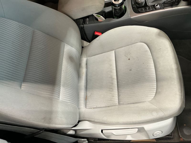 Audi A4 2.0 TDI quattro Attraction 2013 – снимка 41