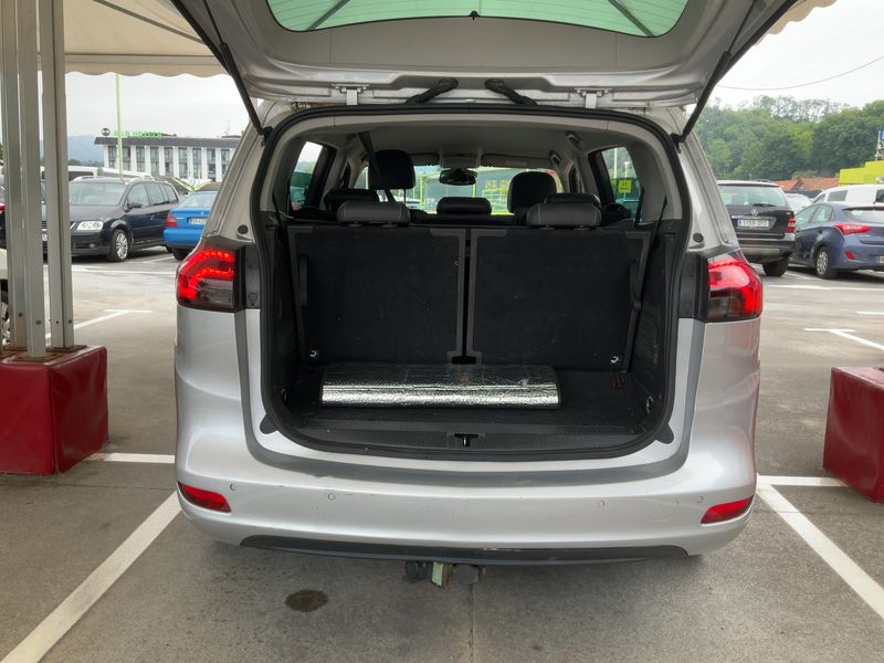 Opel Zafira Tourer 1.4 Turbo Excellence 2017 – снимка 15