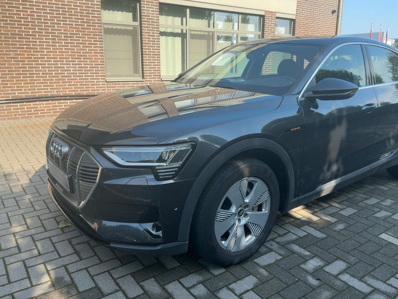 Audi e-tron Sportback 50 quattro 2020 – снимка 2