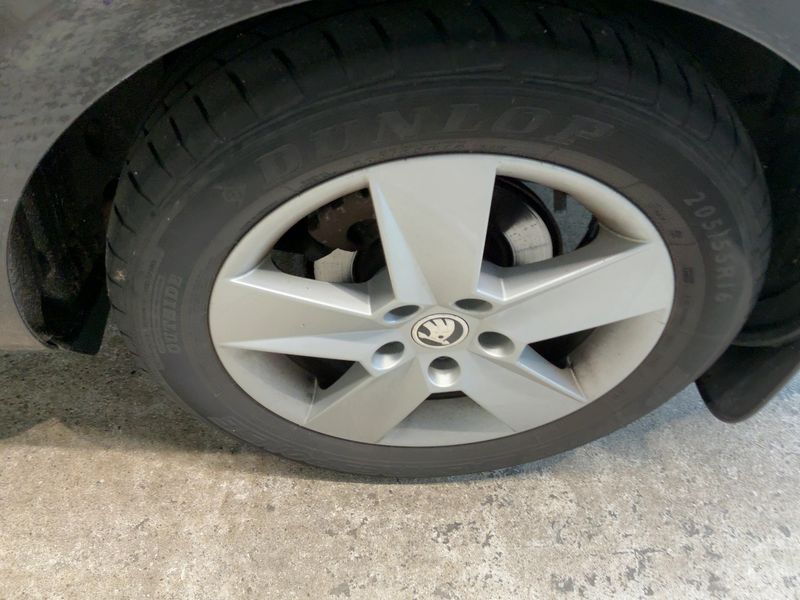 Skoda Octavia 1.4 TSI Elegance 2013 – снимка 5
