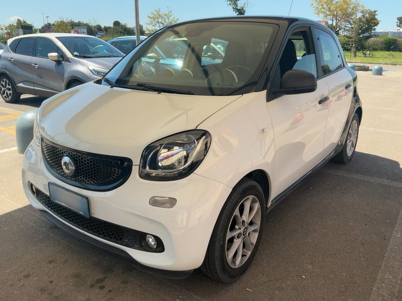 Smart forfour 1.0 youngster 2017 – снимка 1