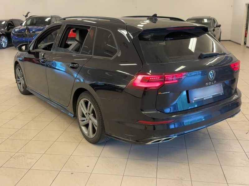 Volkswagen Golf VIII 2.0 TDI R-Line 2022 – снимка 6