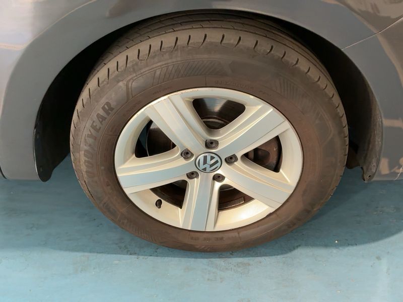 Volkswagen Sharan 2.0 TDI Edition BlueMotion Tech 2013 – снимка 11
