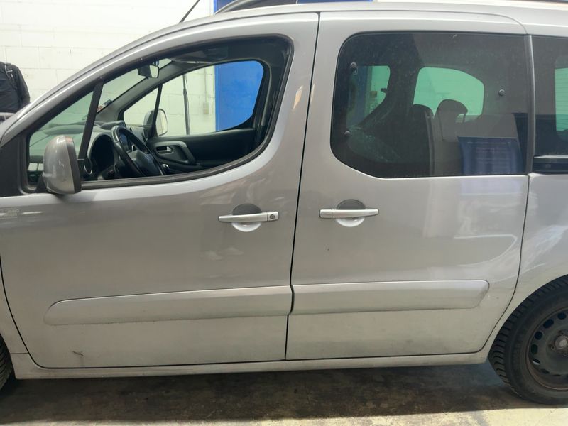 Peugeot Partner 1.2 PureTech Allure 2017 – снимка 4