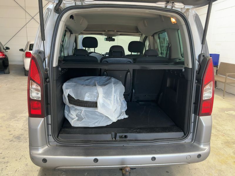 Peugeot Partner 1.2 PureTech Allure 2017 – снимка 16