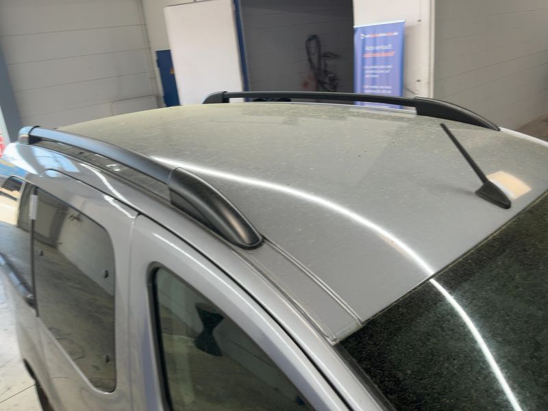 Peugeot Partner 1.2 PureTech Allure 2017 – снимка 13