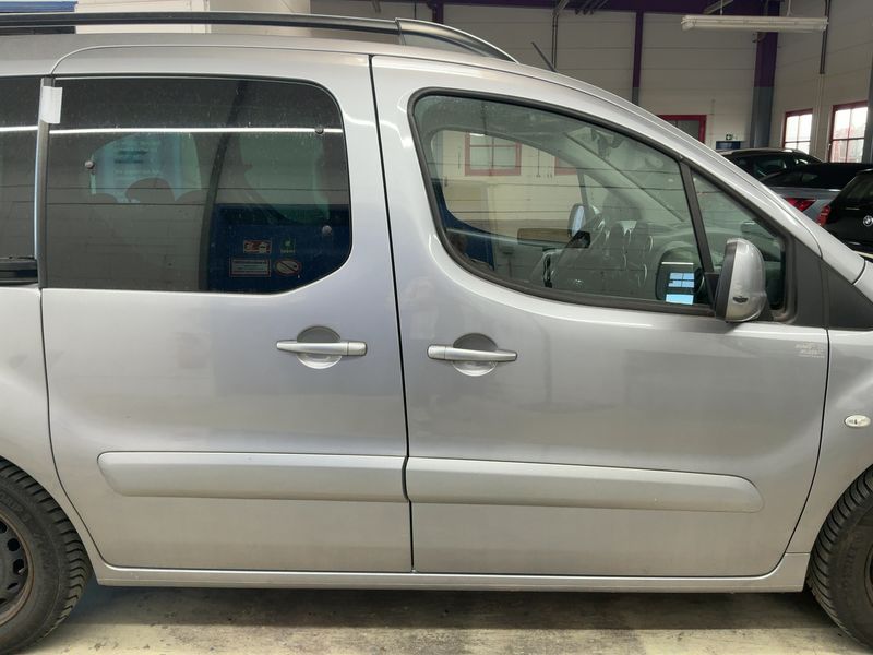 Peugeot Partner 1.2 PureTech Allure 2017 – снимка 10