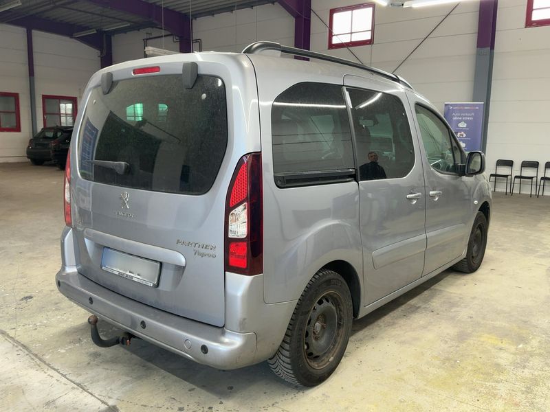Peugeot Partner 1.2 PureTech Allure 2017 – снимка 8