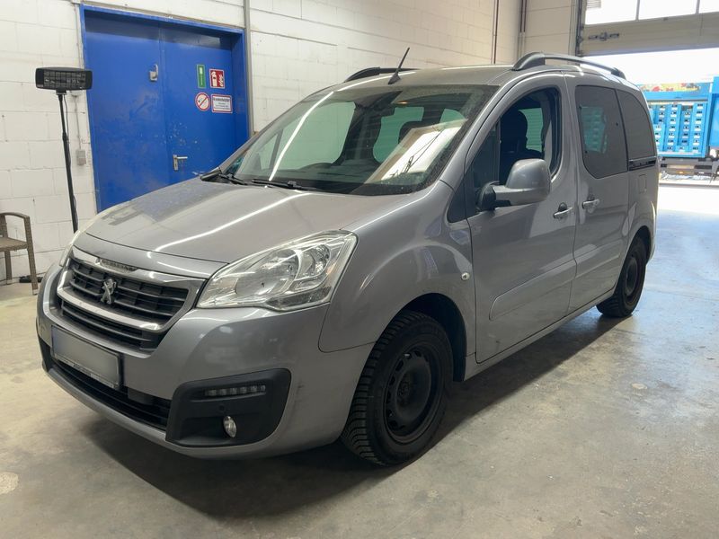 Peugeot Partner 1.2 PureTech Allure 2017 – снимка 1