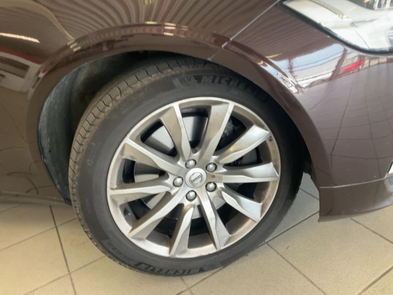 Volvo V90 2.0 T8 Plug-in Hybrid Inscription Expression AWD 2020 – снимка 11