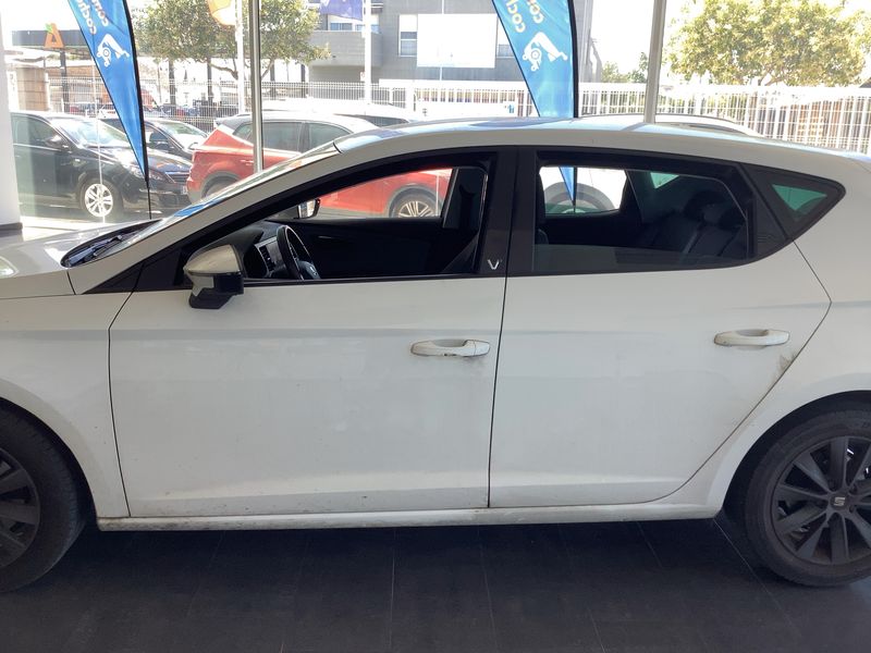 Seat Leon 1.6 TDI Style Visio Edition 2019 – снимка 4