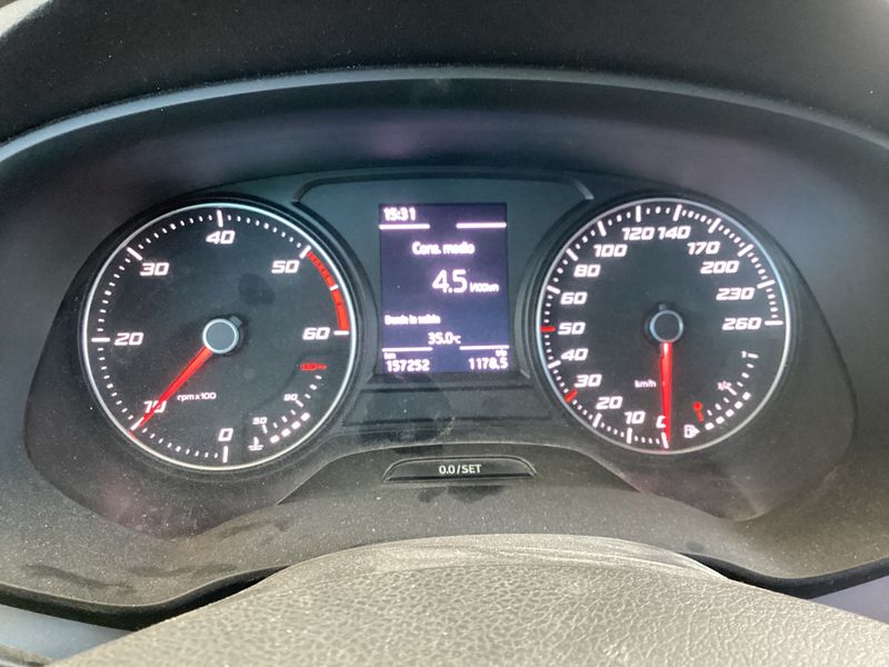 Seat Leon 1.6 TDI Style Visio Edition 2019 – снимка 18