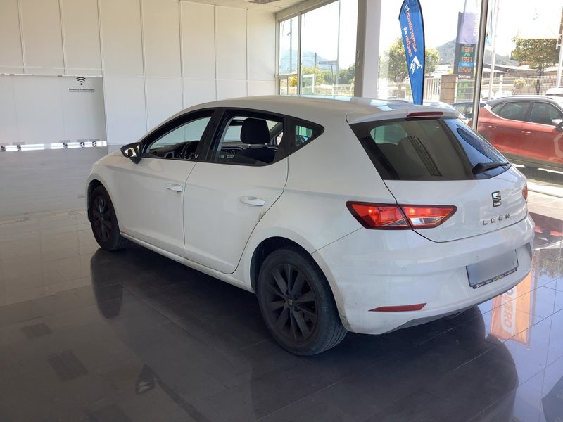 Seat Leon 1.6 TDI Style Visio Edition 2019 – снимка 6