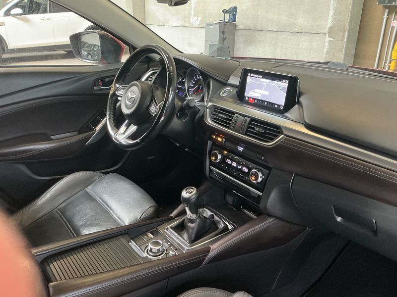 Mazda 6 2.2 Turbodiesel Sports-Line 2017 – снимка 17