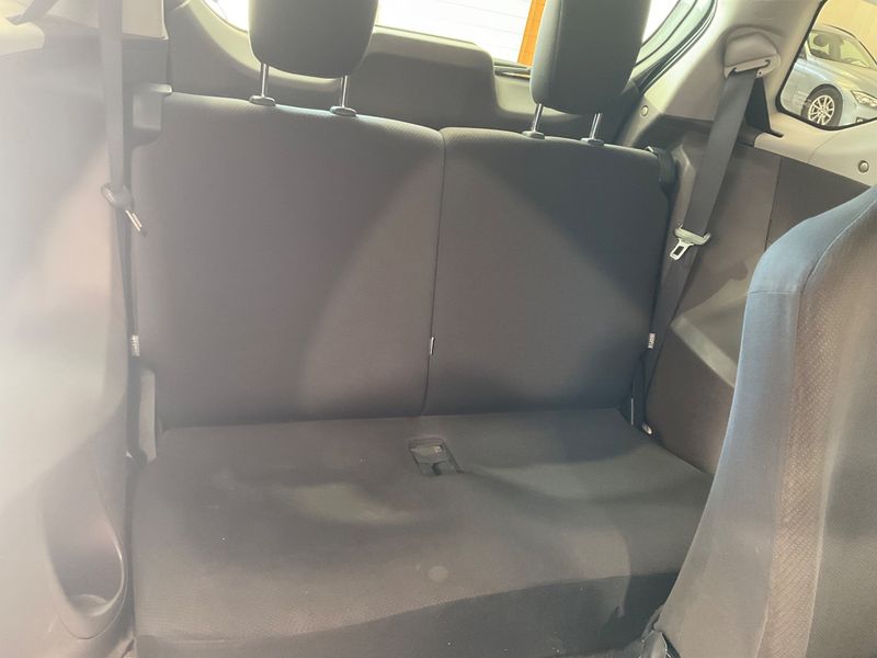 Toyota iQ 1.0 VVT-i 2010 – снимка 19