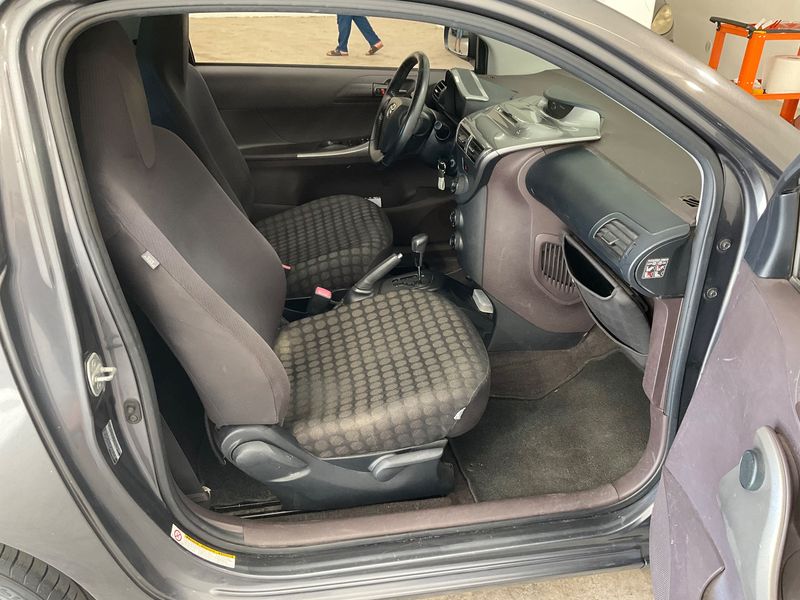 Toyota iQ 1.0 VVT-i 2010 – снимка 16