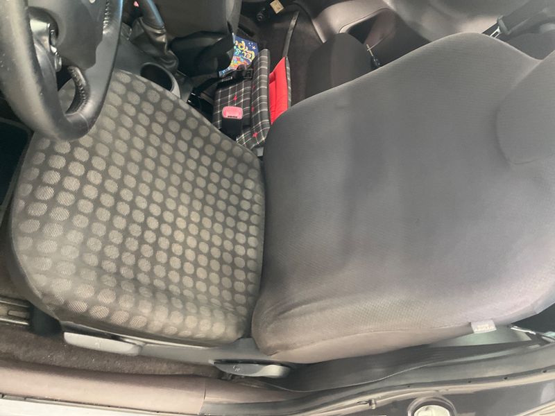 Toyota iQ 1.0 VVT-i 2010 – снимка 28