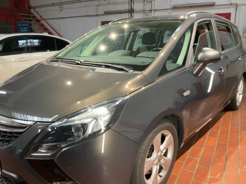 Opel Zafira Tourer 2.0 CDTI Business Edition 2016 – снимка 2