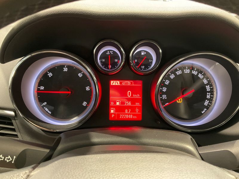 Opel Zafira Tourer 2.0 CDTI Business Edition 2016 – снимка 19