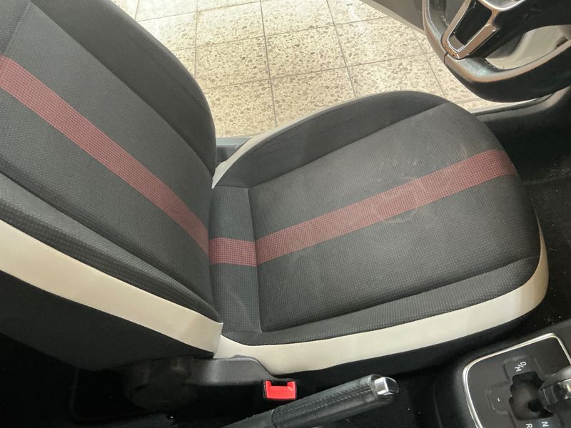 Volkswagen up! 1.0 High up! BlueMotion Tech 2017 – снимка 25