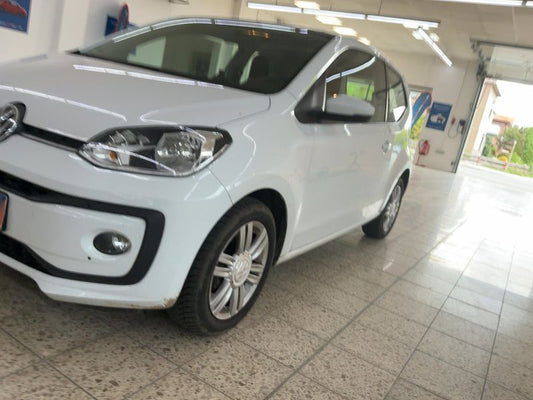 Volkswagen up! 1.0 High up! BlueMotion Tech 2017 – снимка 2