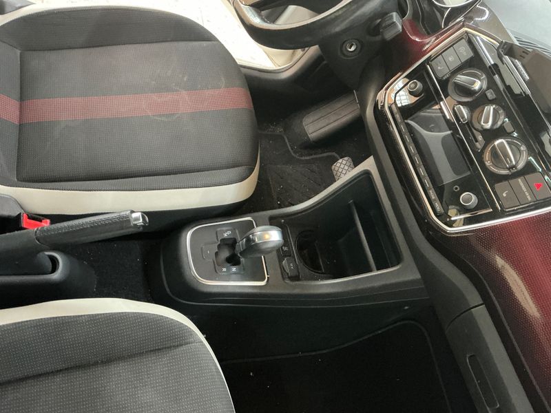 Volkswagen up! 1.0 High up! BlueMotion Tech 2017 – снимка 30
