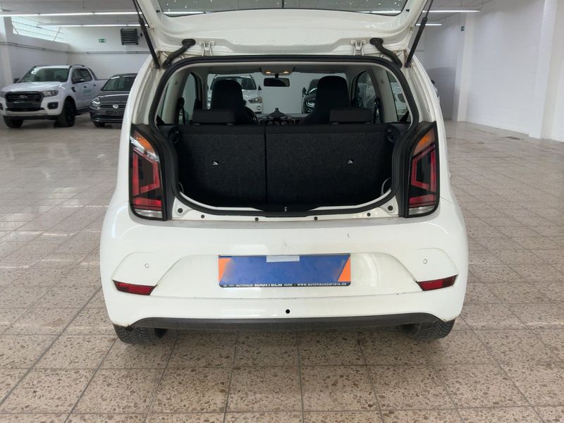 Volkswagen up! 1.0 High up! BlueMotion Tech 2017 – снимка 15