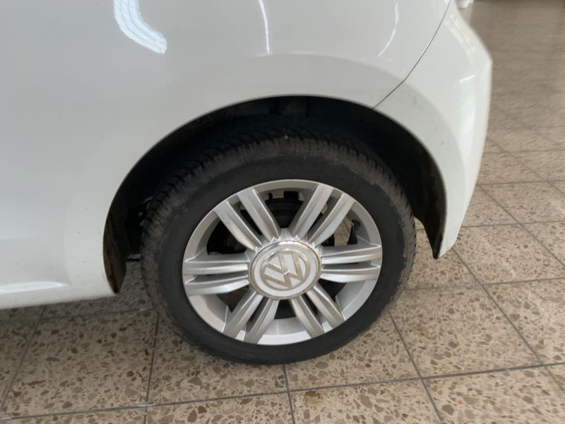 Volkswagen up! 1.0 High up! BlueMotion Tech 2017 – снимка 5