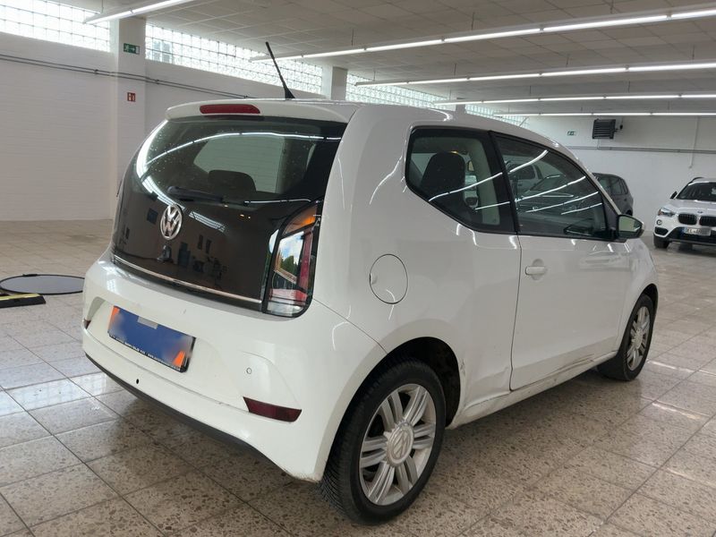Volkswagen up! 1.0 High up! BlueMotion Tech 2017 – снимка 8