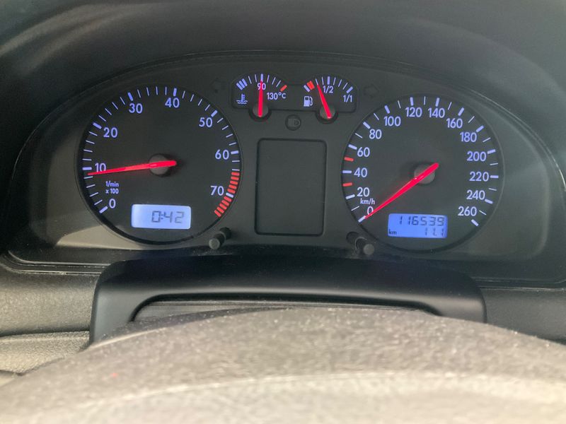 Volkswagen Passat 1.6 1998 – снимка 4