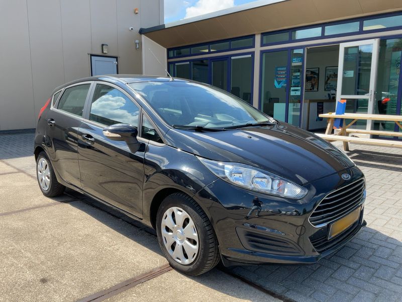 Ford Fiesta 1.5 TDCi Trend 2015 – снимка 12
