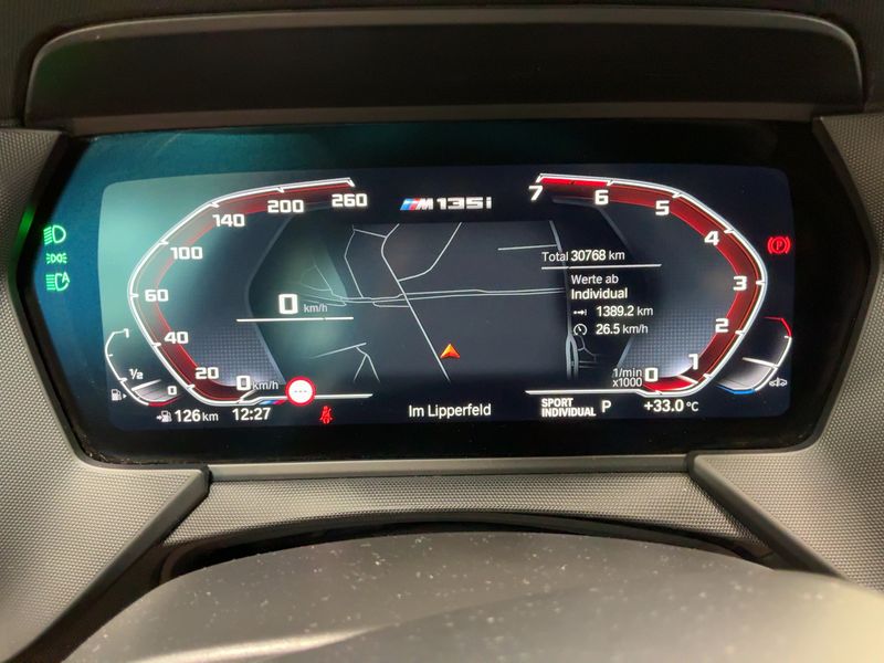 BMW 1er M135i xDrive 2022 – снимка 18