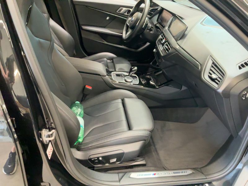 BMW 1er M135i xDrive 2022 – снимка 16